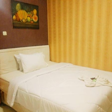 Alora Diponegoro Hotel Probolinggo Exterior foto