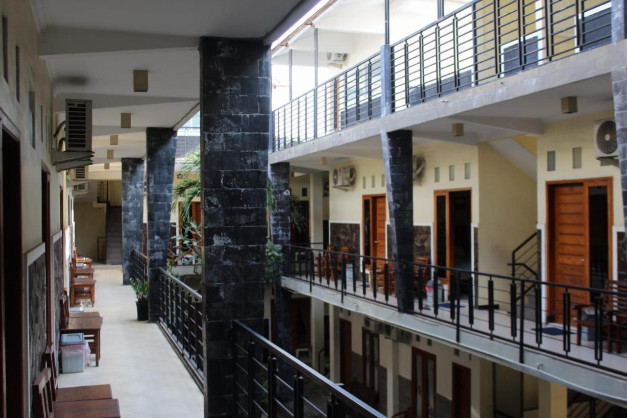 Alora Diponegoro Hotel Probolinggo Exterior foto